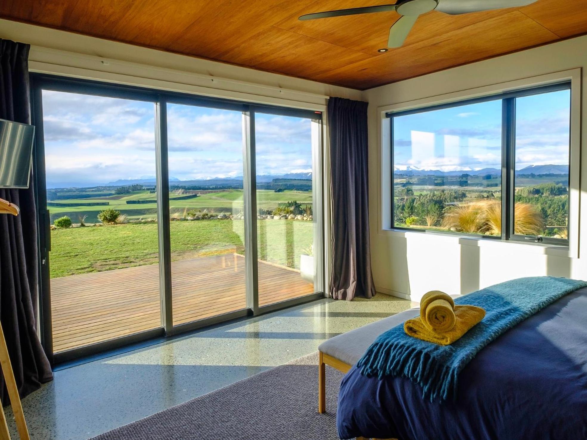 Fiordland Eco-Retreat -- Panoramic Views -- Hot Tub Villa Te Anau Kültér fotó